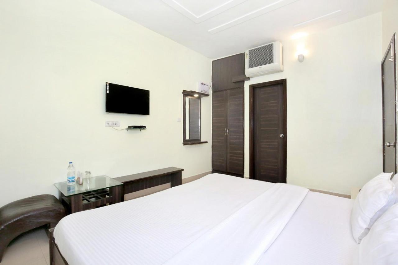 Oyo 9243 Trumpets Hotel Amritsar Exterior photo
