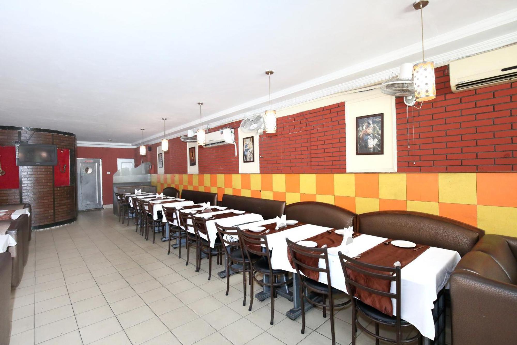 Oyo 9243 Trumpets Hotel Amritsar Exterior photo